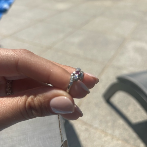 Ruby Ring - Picture 7 of 7